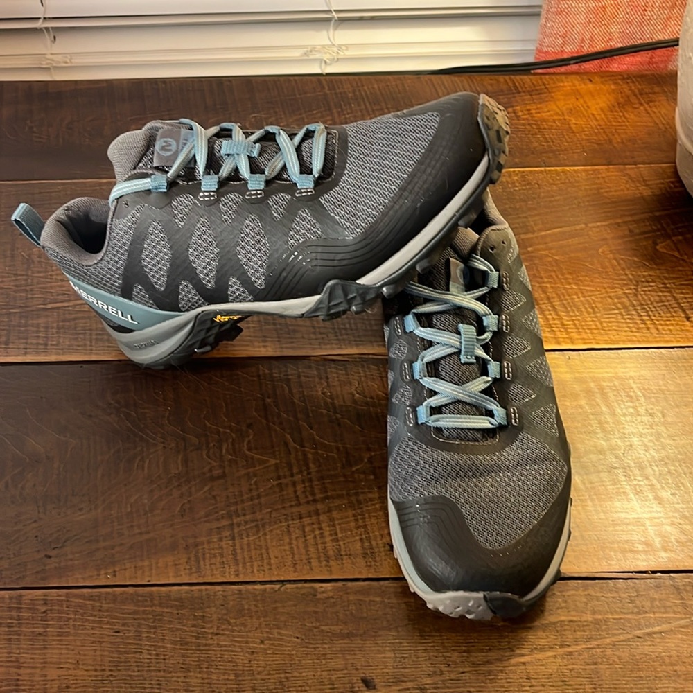 Merrell Siren 3 Women’s Hikers - Size 7